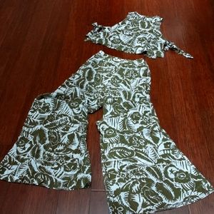 2 Piece crop top & wide pants